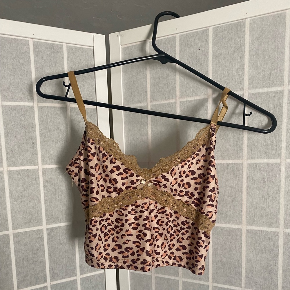 Crop leopard print tank